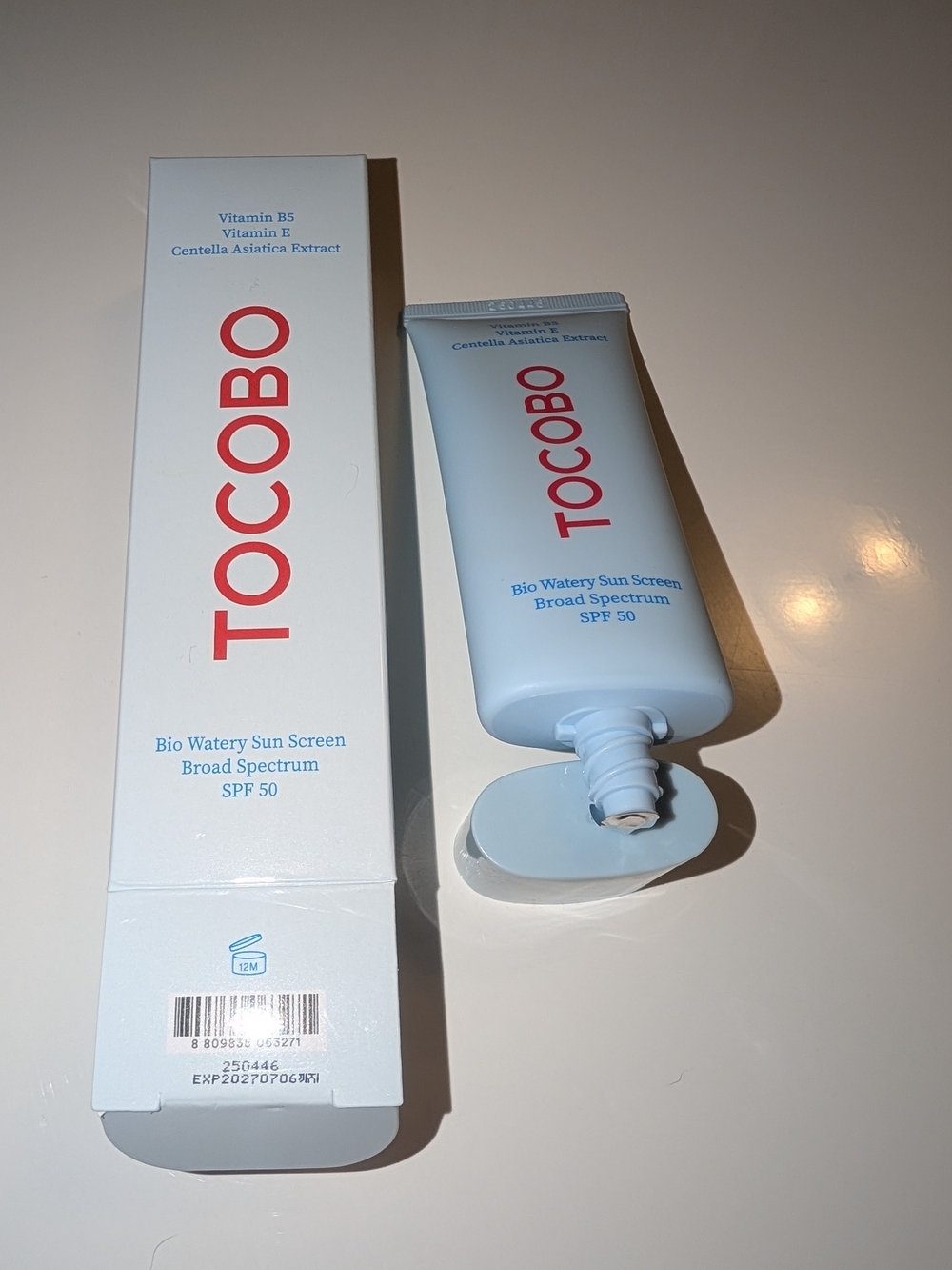 TOCOBO Bio Watery Sun Screen SPF 50 - Light Blue